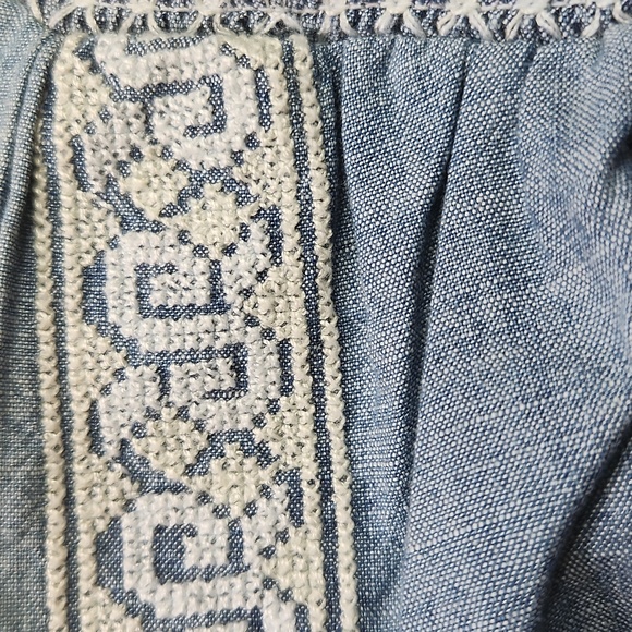 Pretty Lucky brand denim top with tassels and embroidery detail. - Picture 7 of 10